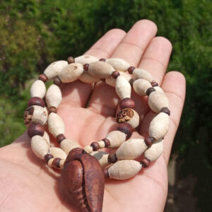 Sankh Locket Tulsi Mala With Sankh Shaped Beads