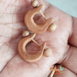 u earing