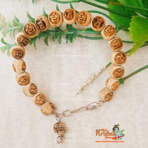 Made in Vrindavan dham by www.shrikrishnastore.com. Each and every one of these Locket Mala is a work of Very Fine Hand art.