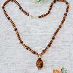 Wholesaler, Exporter and Suppliers in India and Worldwide. Buy Religious Products Online from www.shrikrishnastore.com