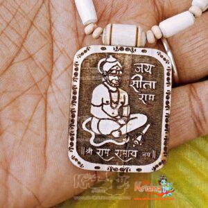 Each and every one of these Locket Mala is a work of Very Fine Hand art.