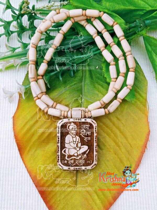 Each and every one of these Locket Mala is a work of Very Fine Hand art.