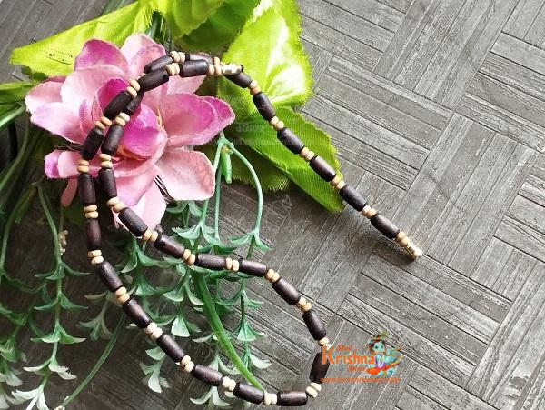 Wholesaler, Exporter and Suppliers in India and Worldwide. Buy Original Tulsi Mala Products Online from www.originaltulsimala.com