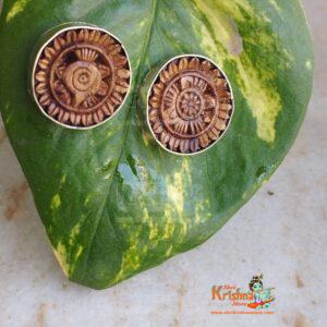 by www.originaltulsimala.com. Each and every one of these Locket Mala is a work of Very Fine Hand art.