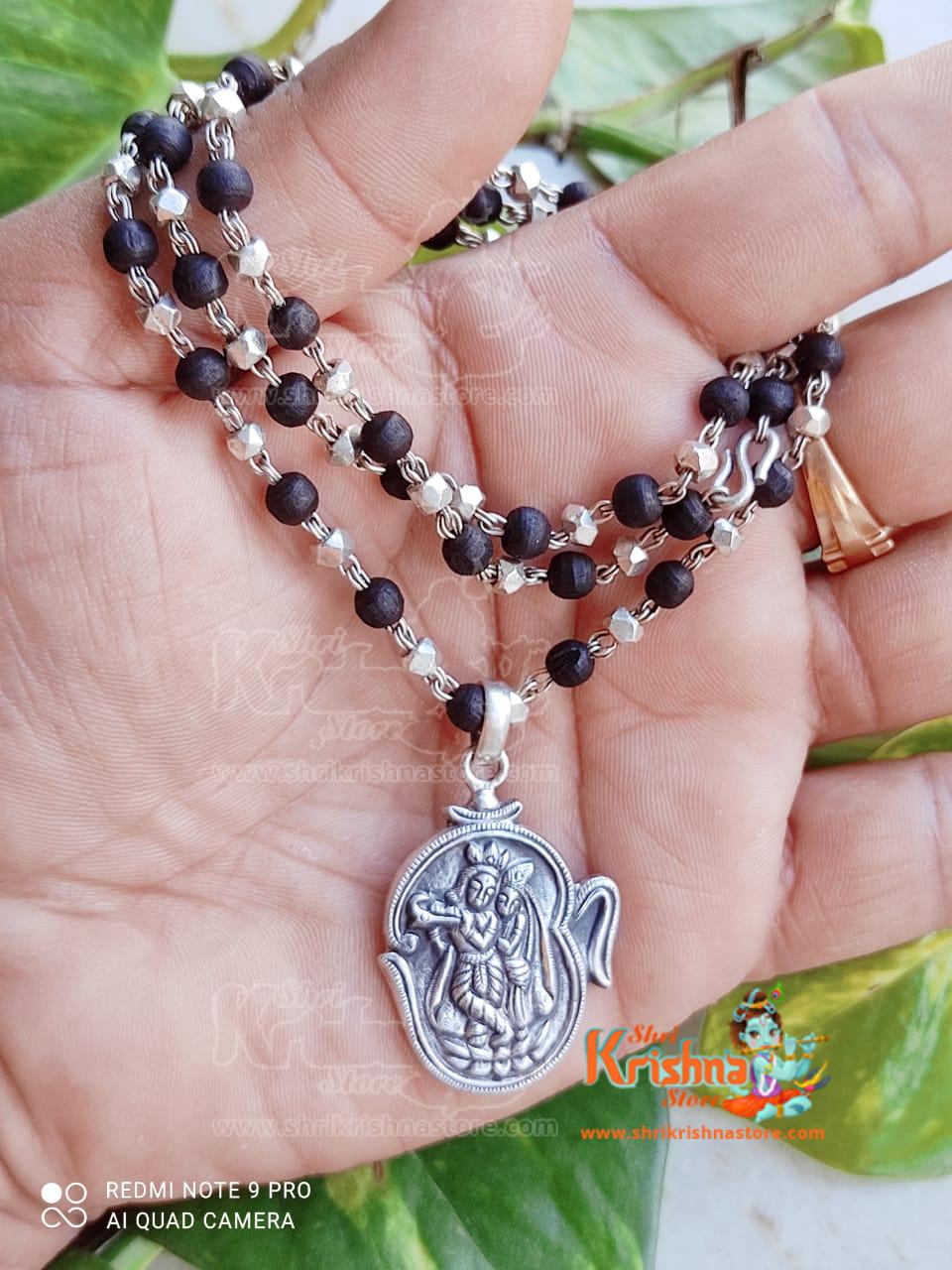 Wholesaler, Exporter and Suppliers in India and Worldwide. Buy Original Tulsi Mala Products Online from www.originaltulsimala.com
