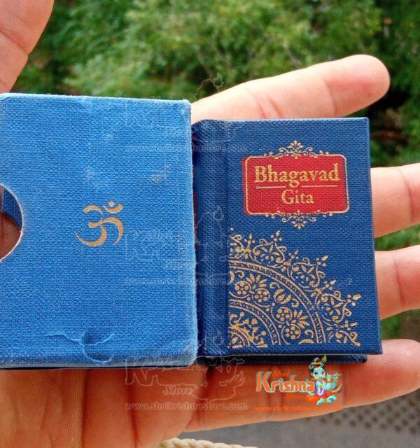 Small Tiny Bhagavad Geeta Book in Hindi
