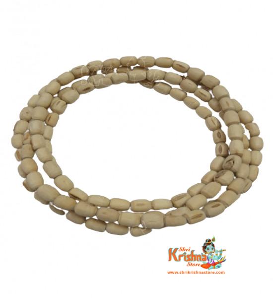 Each and every one of these Locket Mala is a work of Very Fine Hand art.