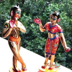 Each and every one of these Locket Mala is a work of Very Fine Hand art.