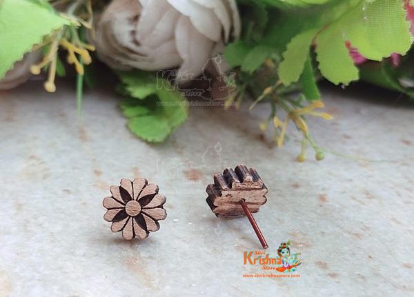 Flower Design Tulsi Earrings