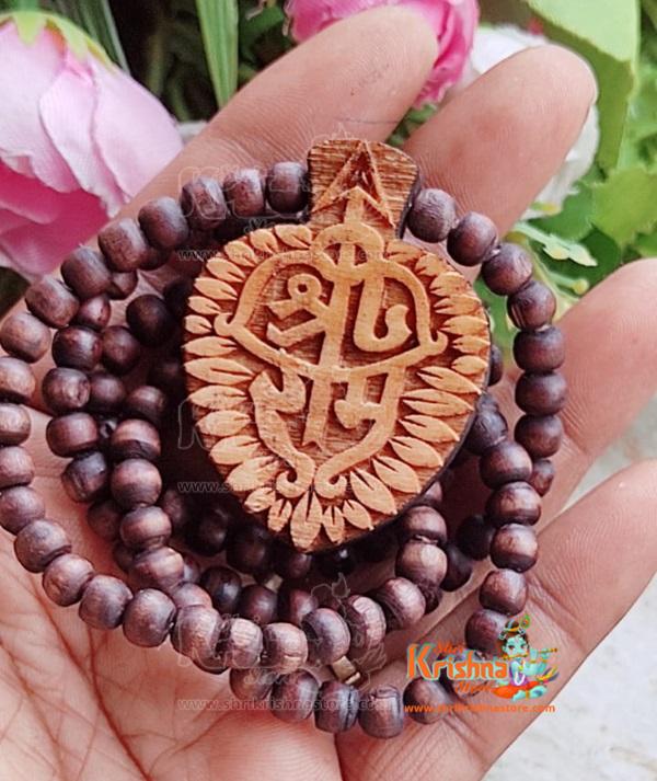 Wholesaler, Exporter and Suppliers in India and Worldwide. Buy Religious Products Online from www.shrikrishnastore.com