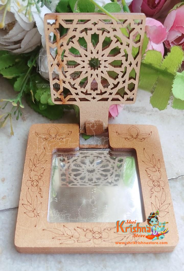Laddu Gopal Special Wooden Mirror Deity Ornament (Bal Gopal Ji / Laddu Gopal Special Wooden Mirror)