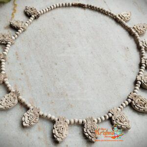 Radha Radha Radha Tulsi Kanthi Haar Mala