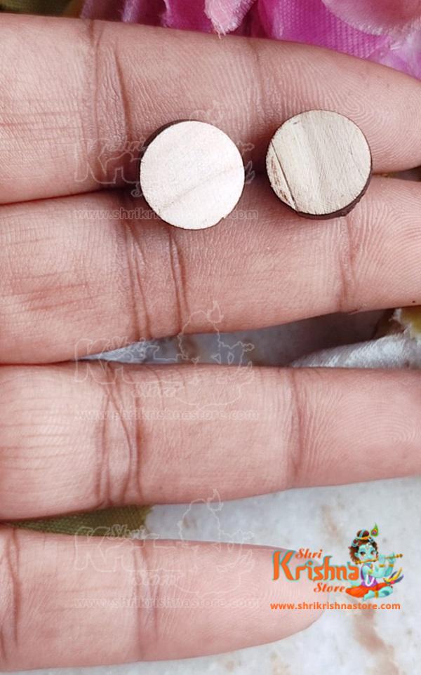 Beautiful Designed Plian Circle Shaped Tulsi Tops Earring Studs