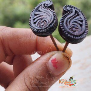 Shyama Tulsi Black Earrings Studs