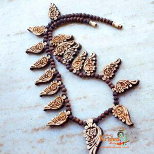 Leaf Design Hare Krishna Hare Ram Maha mantra with Radha carved Locket Tulsi Kanthi Mala