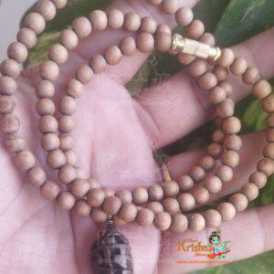 White Sandalwood Original Neck Mala with Pretty Small Lotus Designed Pendant